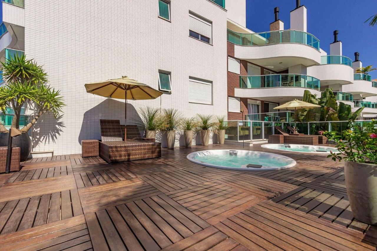 Boulevard 224D - Excelente Apartamento Em Condominio De Luxo No Centro De Bombinhas - Piscina - Jacuzzi - Academia - Portaria 24H. Εξωτερικό φωτογραφία