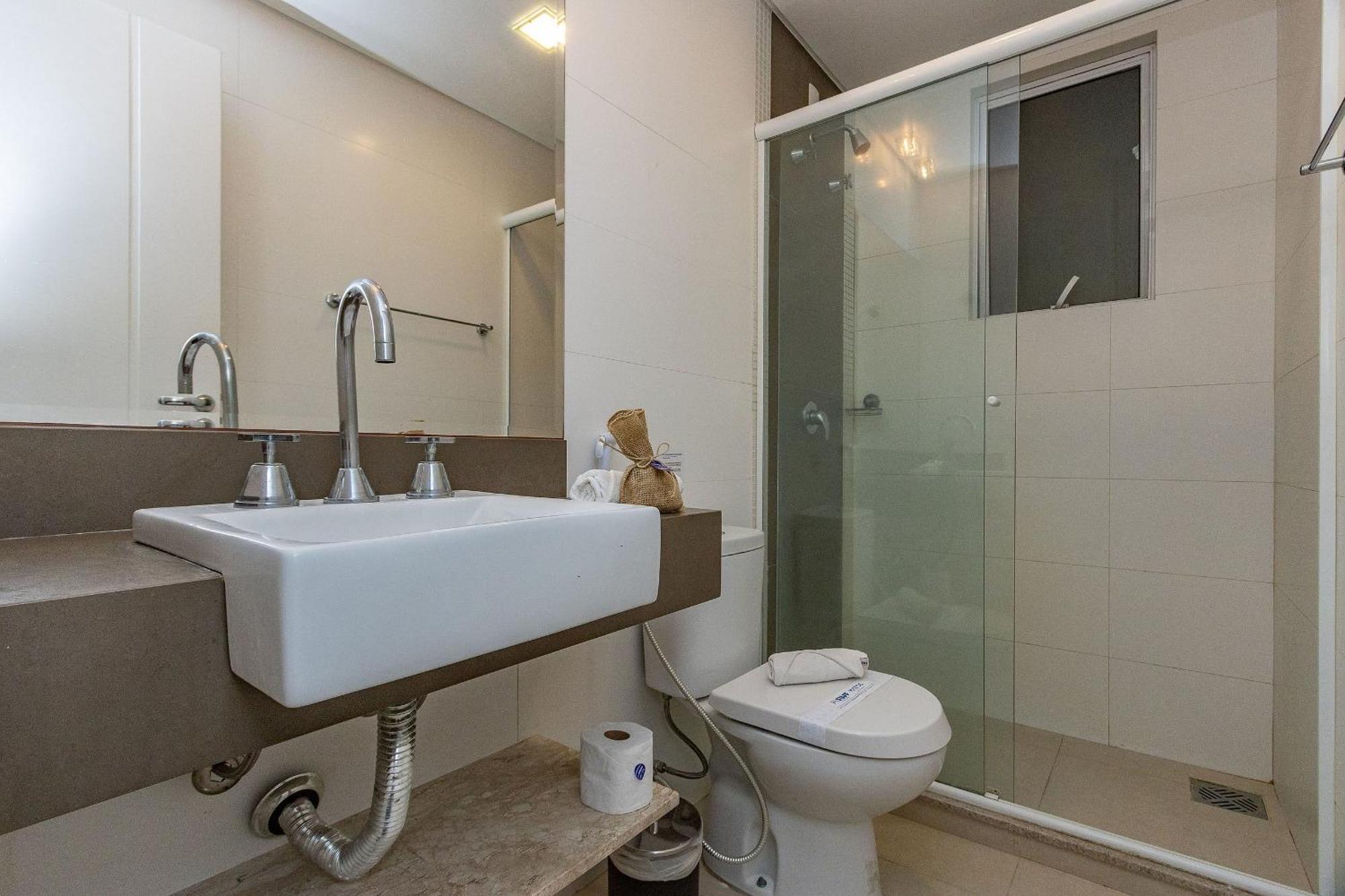 Boulevard 224D - Excelente Apartamento Em Condominio De Luxo No Centro De Bombinhas - Piscina - Jacuzzi - Academia - Portaria 24H. Εξωτερικό φωτογραφία