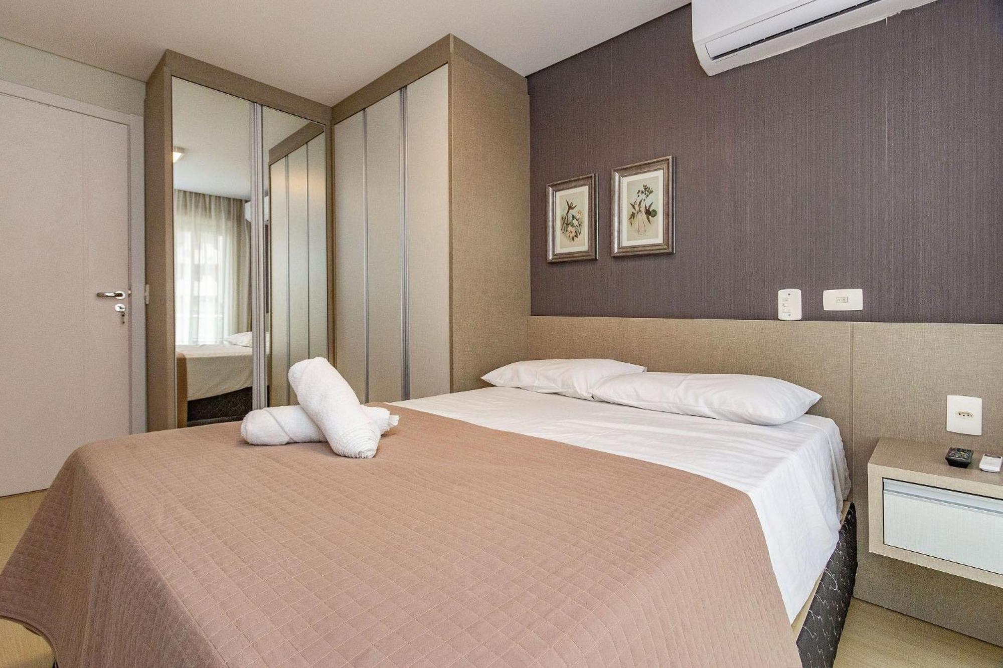 Boulevard 224D - Excelente Apartamento Em Condominio De Luxo No Centro De Bombinhas - Piscina - Jacuzzi - Academia - Portaria 24H. Εξωτερικό φωτογραφία