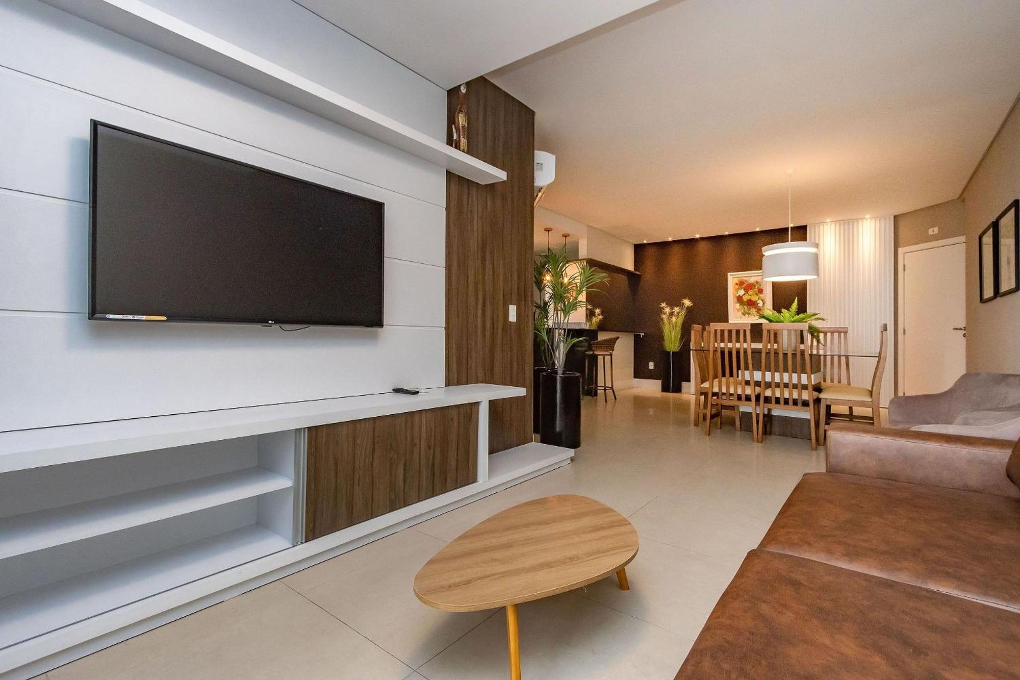 Boulevard 224D - Excelente Apartamento Em Condominio De Luxo No Centro De Bombinhas - Piscina - Jacuzzi - Academia - Portaria 24H. Εξωτερικό φωτογραφία