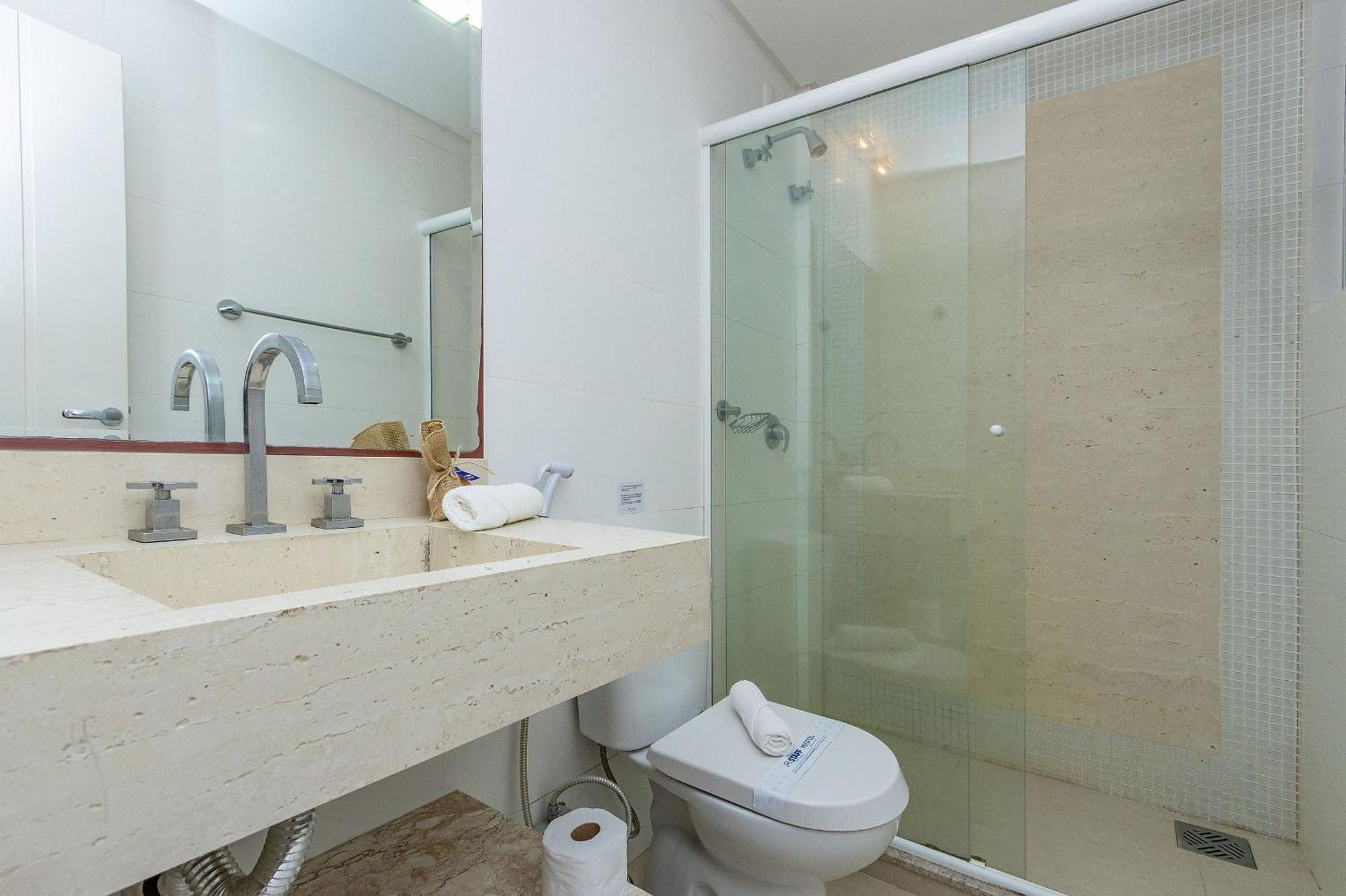 Boulevard 224D - Excelente Apartamento Em Condominio De Luxo No Centro De Bombinhas - Piscina - Jacuzzi - Academia - Portaria 24H. Εξωτερικό φωτογραφία